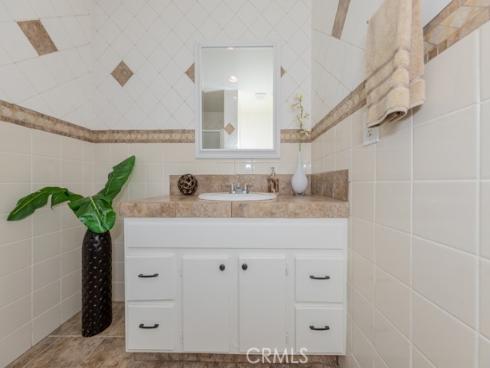 1881 Mitchell 5 Avenue, Tustin, CA