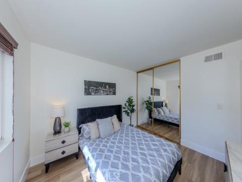 1881 Mitchell 5 Avenue, Tustin, CA