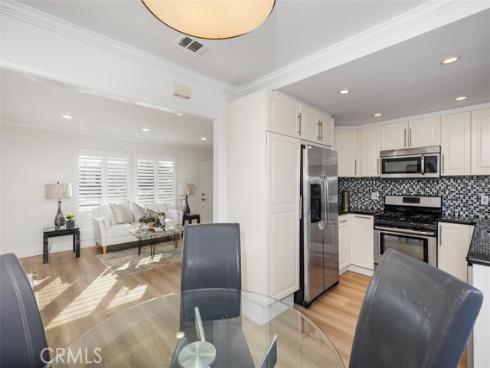 1107 E 1st Street, Tustin, CA