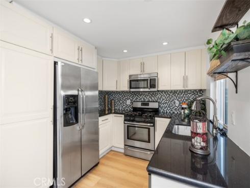 1107 E 1st Street, Tustin, CA