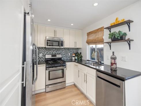 1107 E 1st Street, Tustin, CA