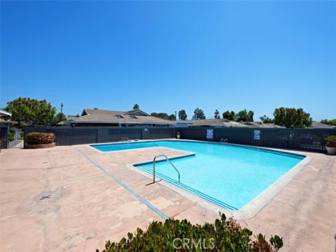 1107 E 1st Street, Tustin, CA