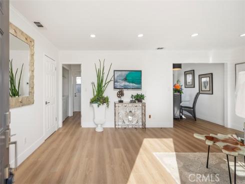 1107 E 1st Street, Tustin, CA