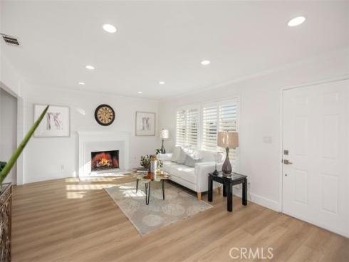 1107 E 1st Street, Tustin, CA