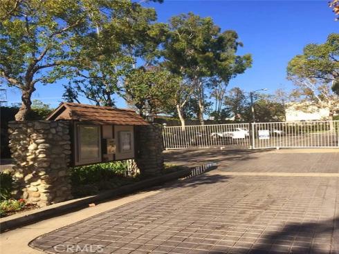 1161  Packers  95  Circle, Tustin, CA