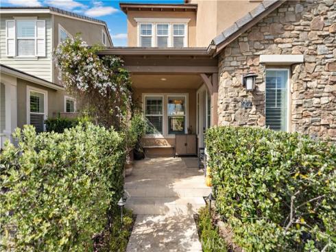 220 Barnes Road, Tustin, CA