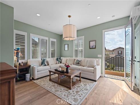 220 Barnes Road, Tustin, CA