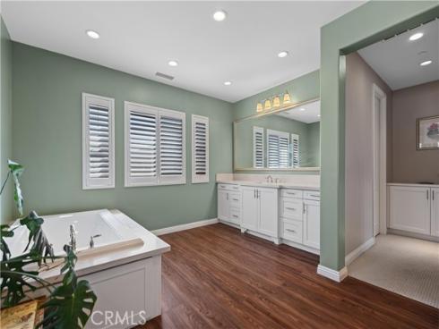 220 Barnes Road, Tustin, CA