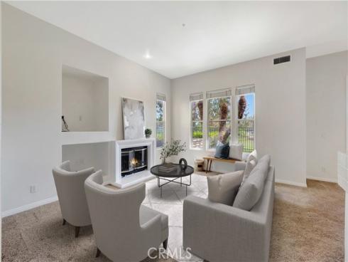 2528  Aquasanta  , Tustin, CA