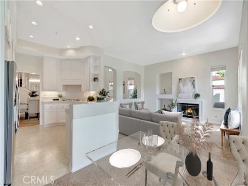 2528  Aquasanta  , Tustin, CA