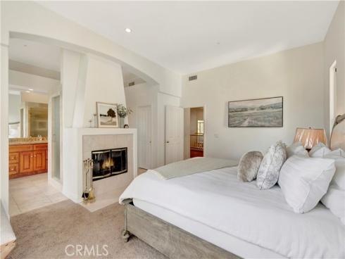 2528  Aquasanta  , Tustin, CA