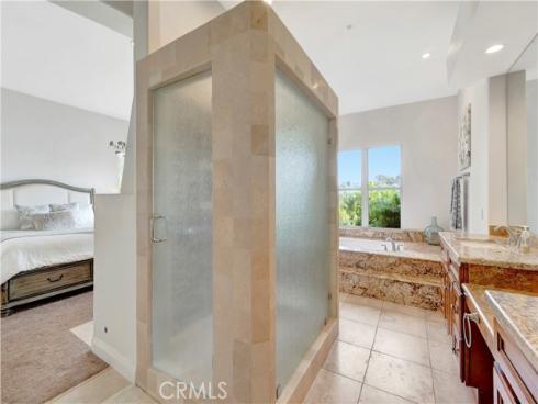 2528  Aquasanta  , Tustin, CA