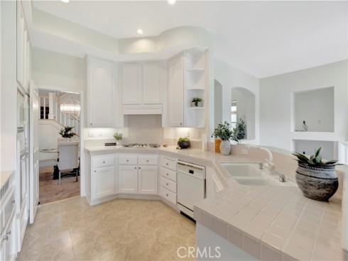 2528  Aquasanta  , Tustin, CA