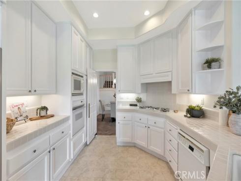 2528  Aquasanta  , Tustin, CA