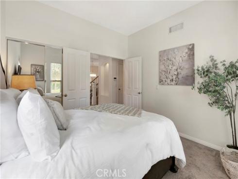 2528  Aquasanta  , Tustin, CA