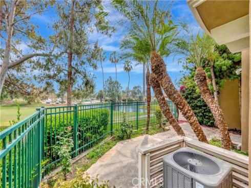 2528  Aquasanta  , Tustin, CA