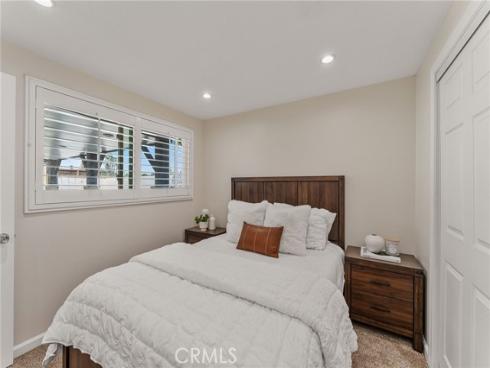 14332 Kipling Lane, Tustin, CA