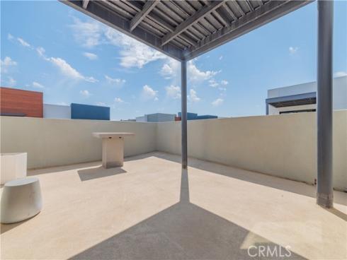 421 Transport , Tustin, CA