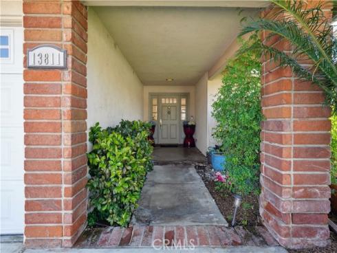 13811 Palace Way, Tustin, CA
