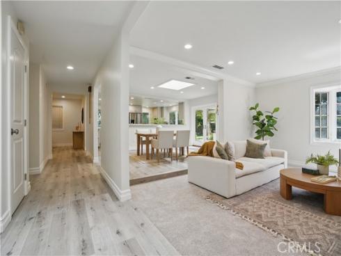 13811 Palace Way, Tustin, CA