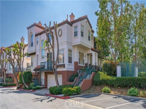 12671 Nicklaus Lane, Tustin, CA