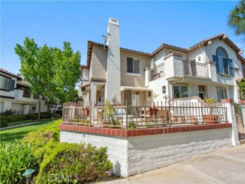 2330 Sunningdale Drive, Tustin, CA