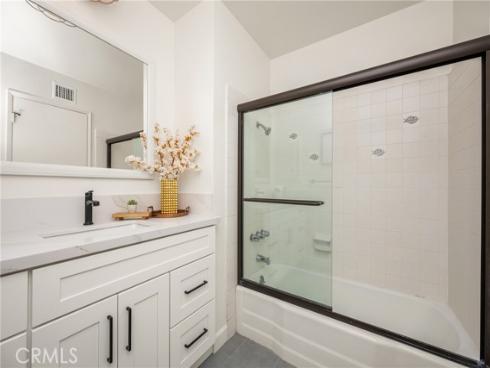 13381 Del Cerro Drive, Tustin, CA