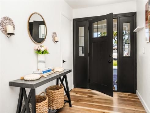 13381 Del Cerro Drive, Tustin, CA