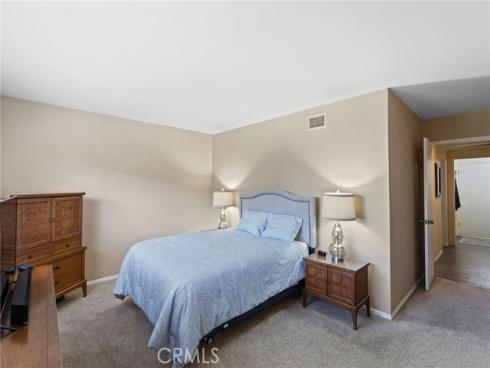 17642 Medford Avenue, Tustin, CA