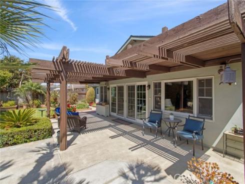 17642 Medford Avenue, Tustin, CA