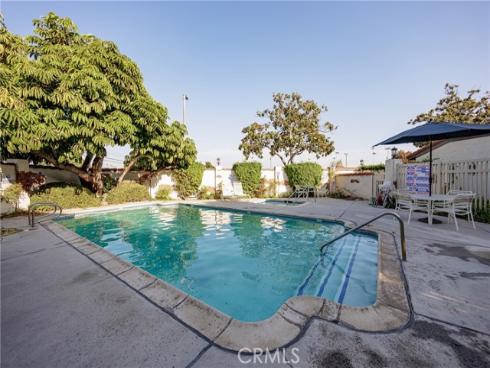 1102 San Juan B Street, Tustin, CA