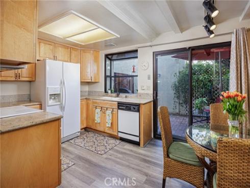 1102 San Juan B Street, Tustin, CA