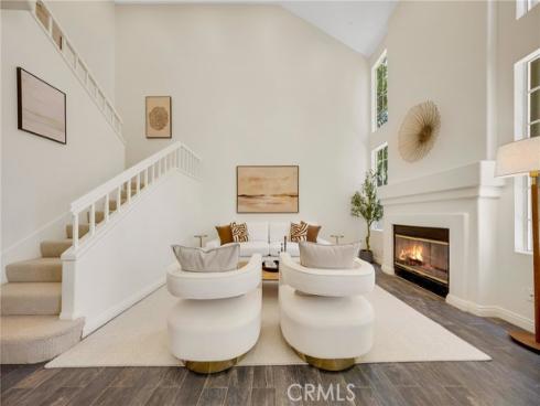 13385  Savanna  , Tustin, CA