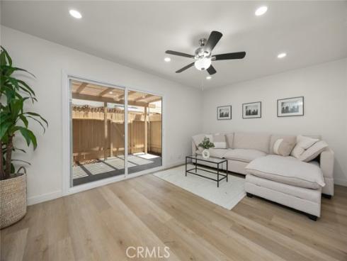 1881 Mitchell 114 Avenue, Tustin, CA