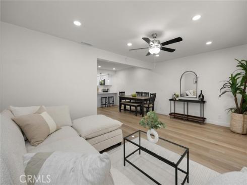 1881 Mitchell 114 Avenue, Tustin, CA