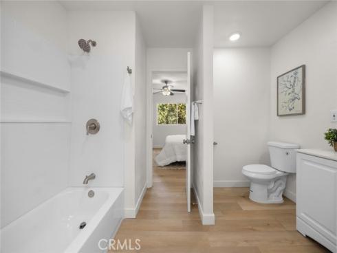 1881 Mitchell 114 Avenue, Tustin, CA