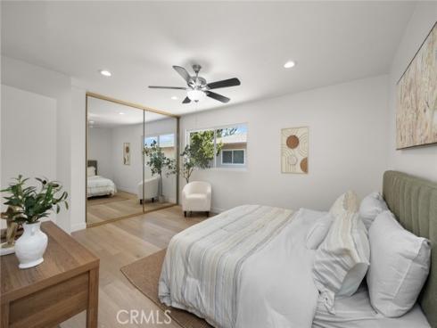 1881 Mitchell 114 Avenue, Tustin, CA