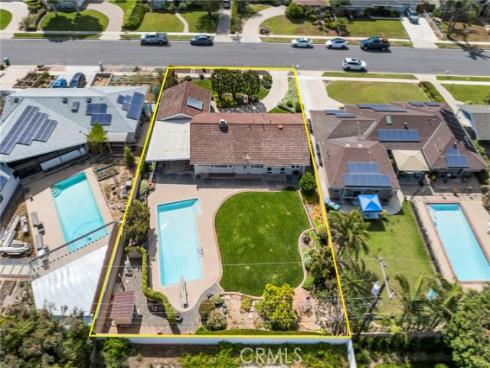 12351 Woodlawn Avenue, Tustin, CA