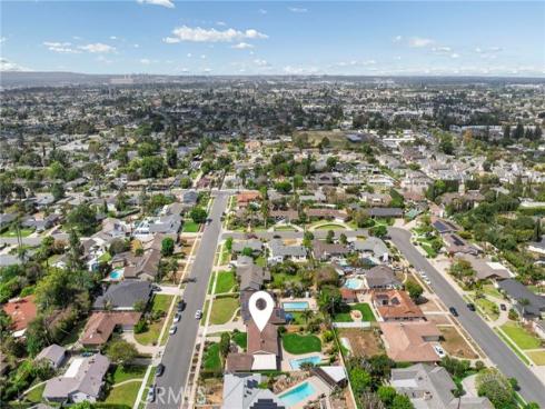 12351  Woodlawn   Avenue, Tustin, CA