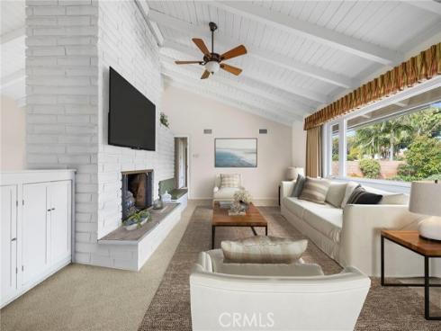 12351 Woodlawn Avenue, Tustin, CA