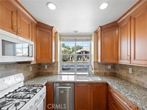 13410  Savanna  , Tustin, CA