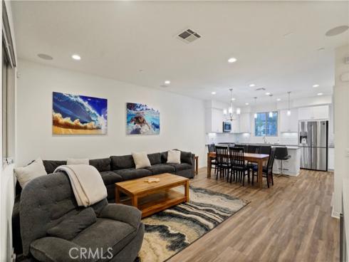 344 Vintage Way, Tustin, CA