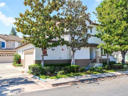 2348 Sunningdale Drive, Tustin, CA