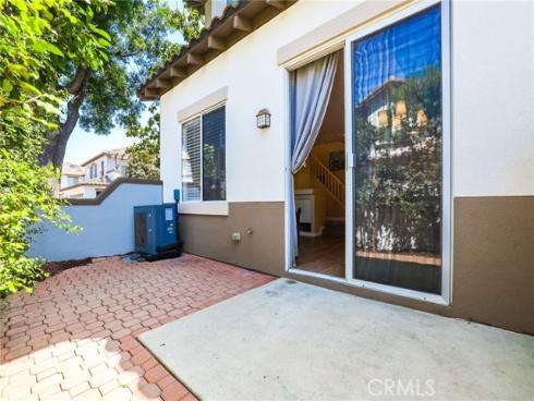 2348 Sunningdale Drive, Tustin, CA