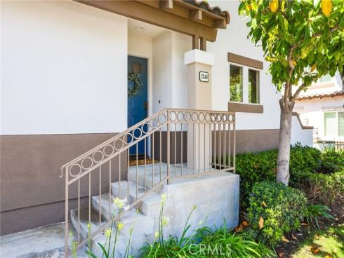 2348 Sunningdale Drive, Tustin, CA