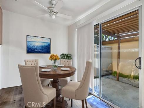 15500 Tustin Village 28 Way, Tustin, CA