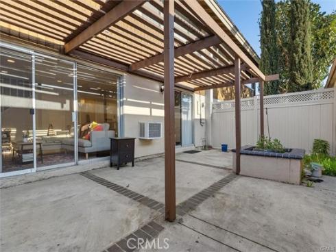 15500 Tustin Village 28 Way, Tustin, CA