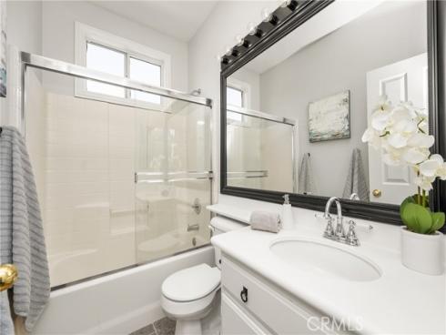 10108 Marchant Avenue, Tustin, CA