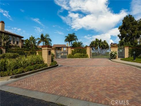 10108 Marchant Avenue, Tustin, CA