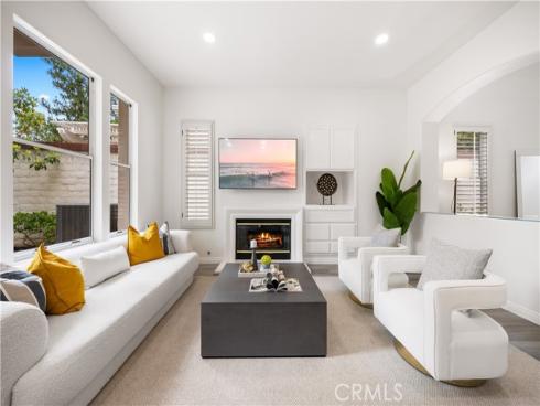 2517 Tequestra , Tustin, CA